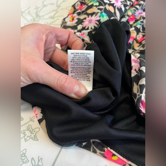 AFRM Los Angeles Desani Ruched Skirt in Noir Ditsy, size L, NWOT! Love Island - Picture 5 of 7